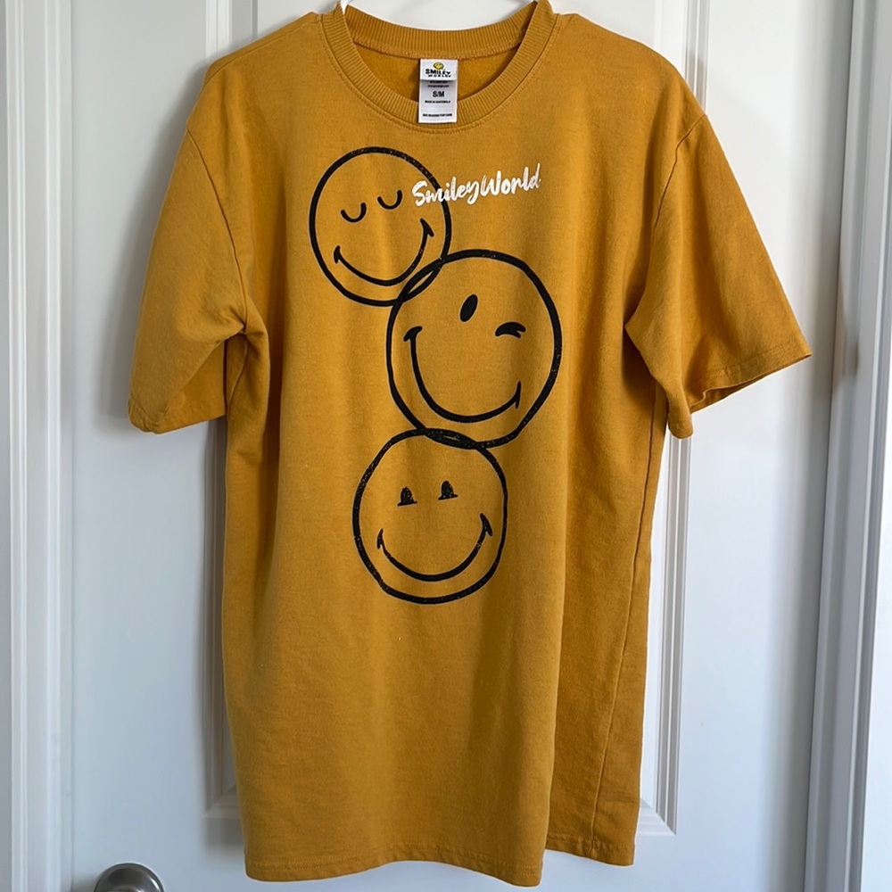 Yellow Smiley World oversized tee